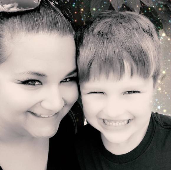 Christine Faine - Poshmark Profile Picture of Christine Faine (@cmb2369) on Poshmark