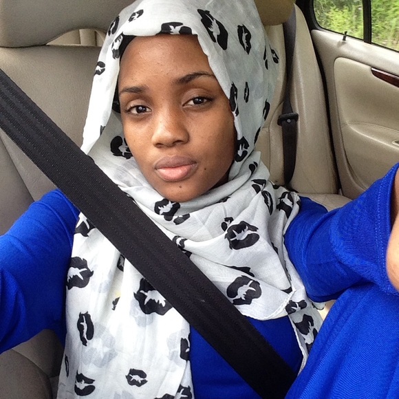 Sharifay Sharif - Poshmark Profile Picture of Sharifay Sharif (@sharifay21) on Poshmark