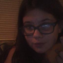 Profile Picture of Chrissy Evans (@chrissyevans971) on Twitter