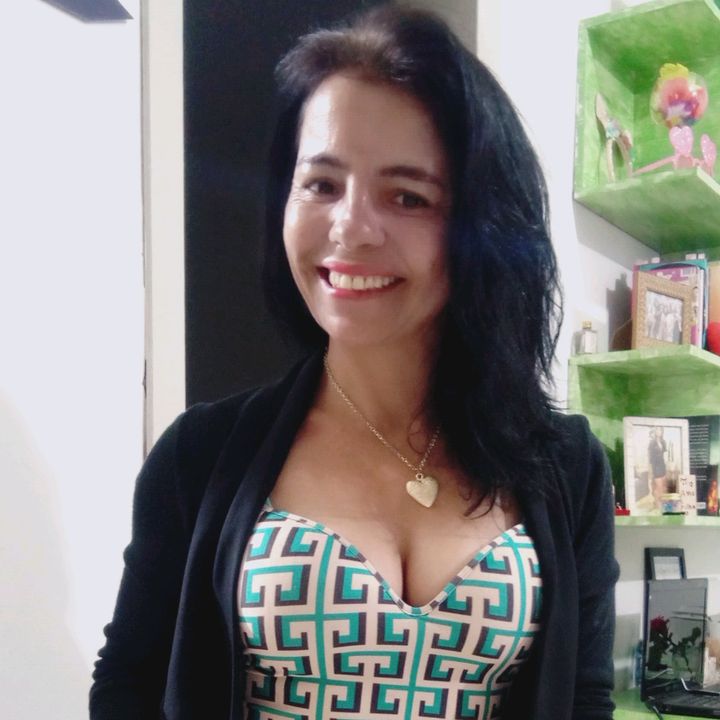 Profile Picture of Jane Locatelli (@janelocatelli) on Tiktok