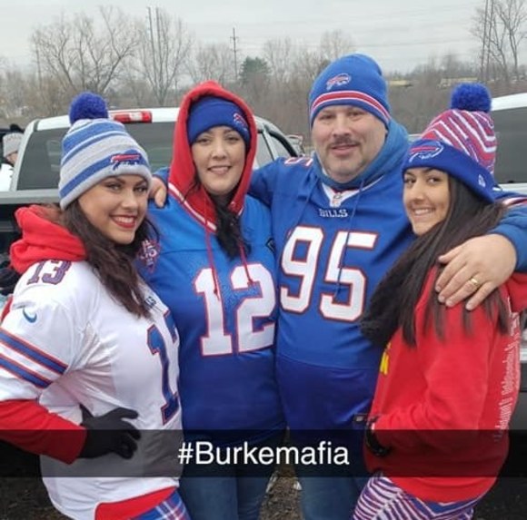 Todd Burke - Poshmark Profile Picture of Todd Burke (@vangor18) on Poshmark