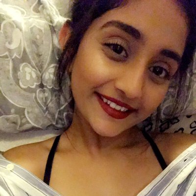 Profile Picture of Karisma Patel (@GoldenKarisma) on Twitter
