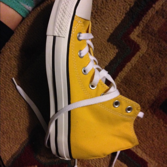 Profile Picture of Soo Ahn (@alabapoo) on Poshmark