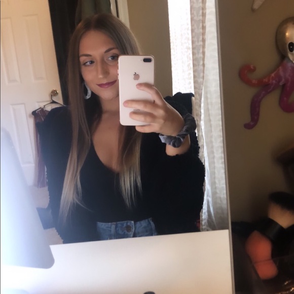 Profile Picture of Brooklyn Aeby (@brookaeby) on Poshmark