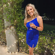 Profile Picture of Michaela Keast (@WowItsMichaela) on Youtube