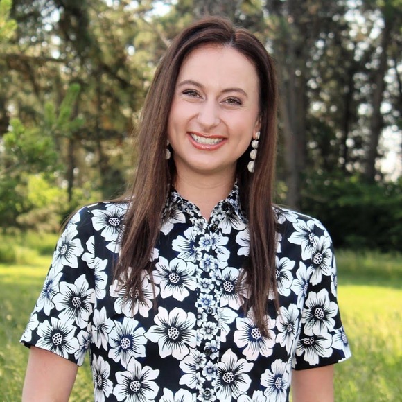 Profile Picture of Sophia Dongilli (@s_dongilli) on Poshmark