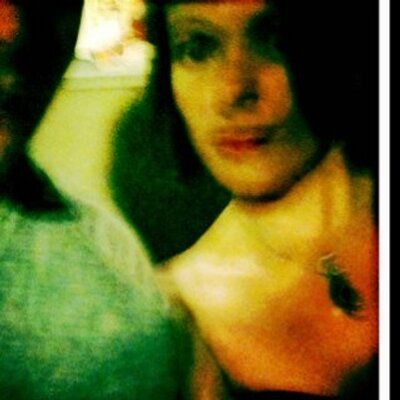 Profile Picture of Anne (@RobinAndroid) on Twitter