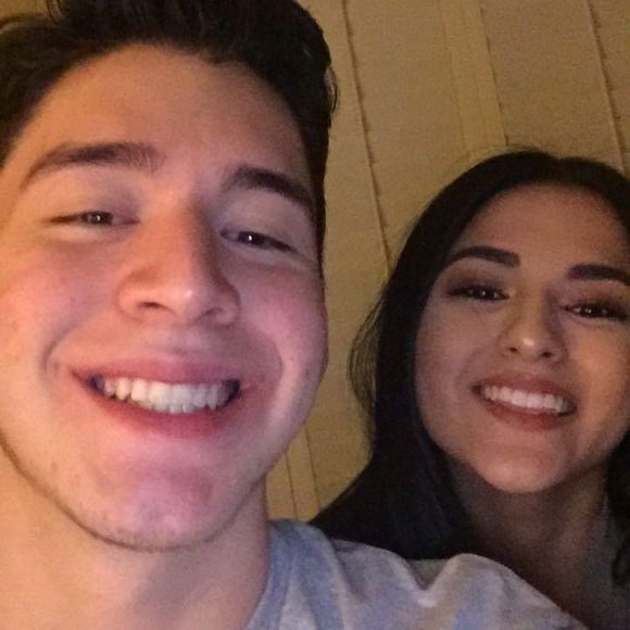 Profile Picture of Danielle Lugo (@daniellelugo224) on Poshmark