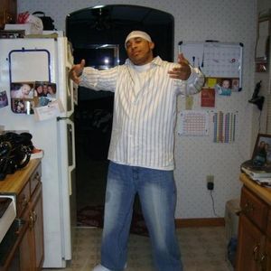 Profile Picture of Gerald Molina (@crush_33) on Myspace