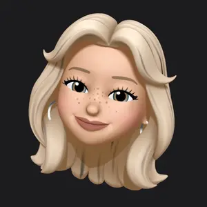 Profile Picture of <3 (@moji.ily) on Tiktok