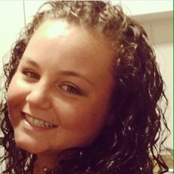 Profile Picture of Krista Nappo (@kristaleigh08) on Poshmark