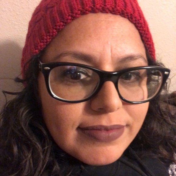 Profile Picture of Susana Rucobo (@328superstar) on Poshmark