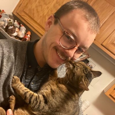 Profile Picture of James Giannelli (@ohhitsjames) on Twitter