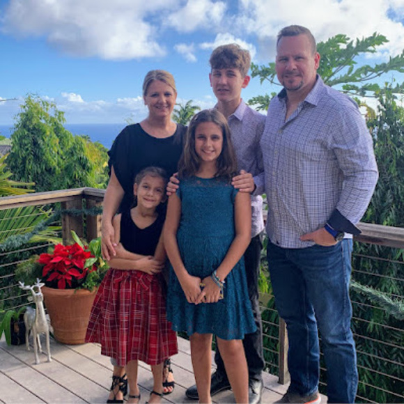 Profile Picture of Julie Nozza (@jnozza1) on Poshmark