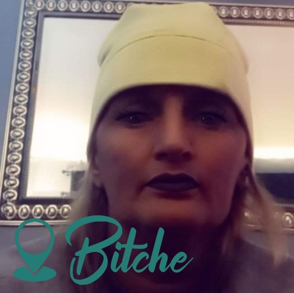 Profile Picture of Shellie Tanski (@tanski2265) on Poshmark