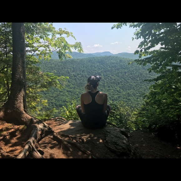 Profile Picture of Charlotte Evrard (@chabibs) on Poshmark