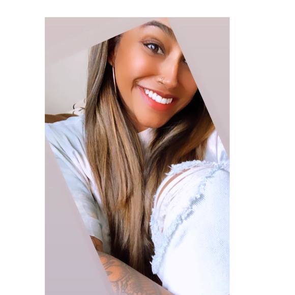 Profile Picture of Rose Matzelle (@rose51005) on Poshmark