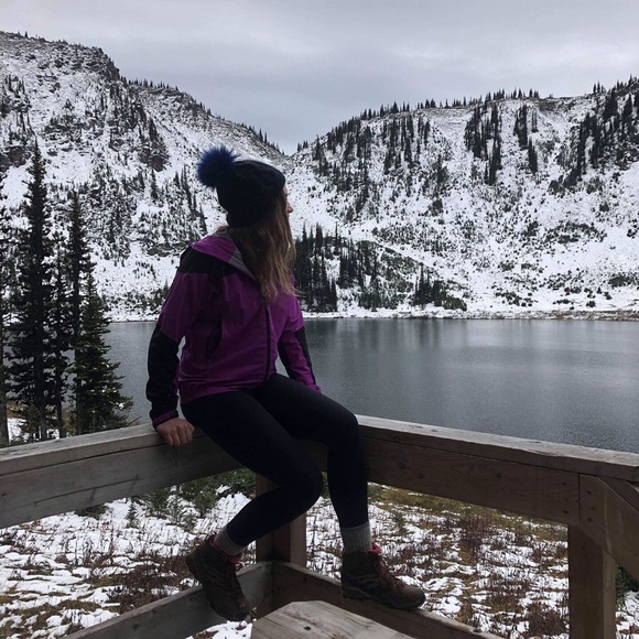 Profile Picture of Shazia Fillion (@shaziafillion) on Poshmark