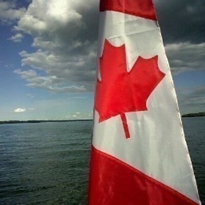 Profile Picture of Lisa K (@LisaKarlowsky) on Twitter