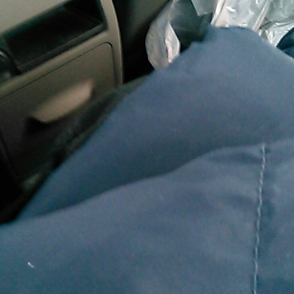 Profile Picture of Lily John (@lilymo1234) on Poshmark