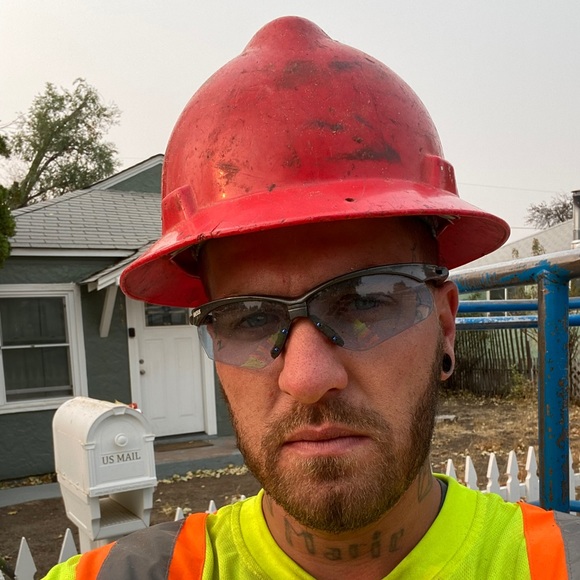 Profile Picture of Dustin Lancaster (@dustinlancas381) on Poshmark