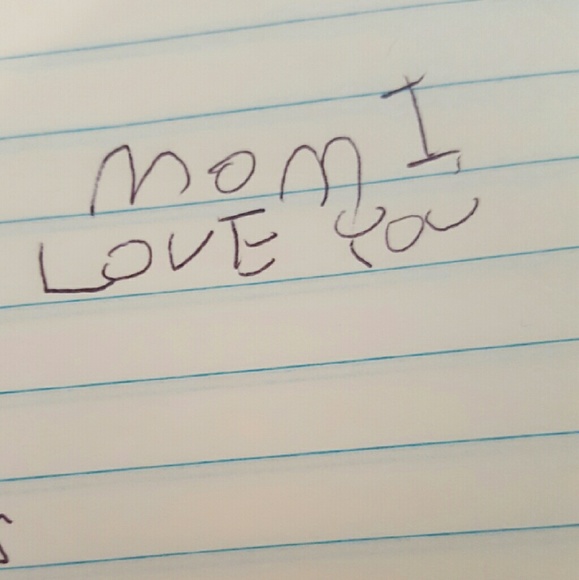 Profile Picture of Lacey Deneweth (@lplettl) on Poshmark