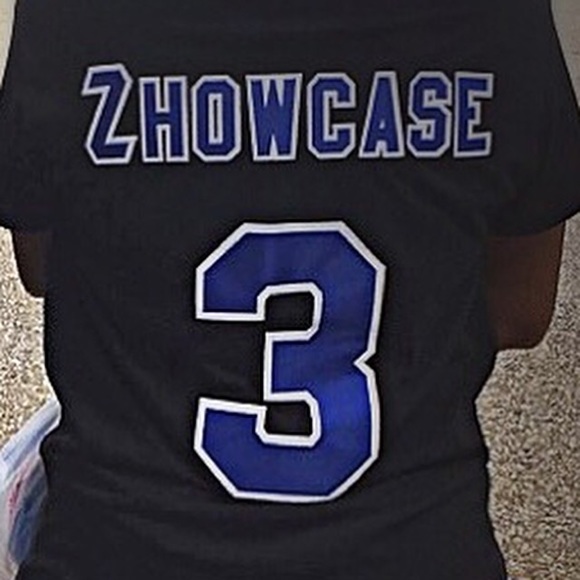 Profile Picture of Dray Burel (@pburel) on Poshmark