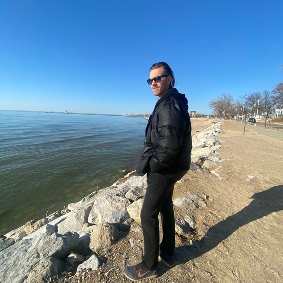 Profile Picture of David Phillips (@dave90057) on Poshmark