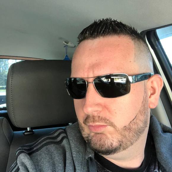 Zeljko Savic - Poshmark Profile Picture of Zeljko Savic (@delija) on Poshmark