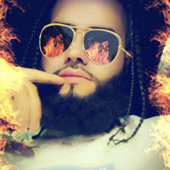 Profile Picture of Alex Caba (@acaba226) on Poshmark