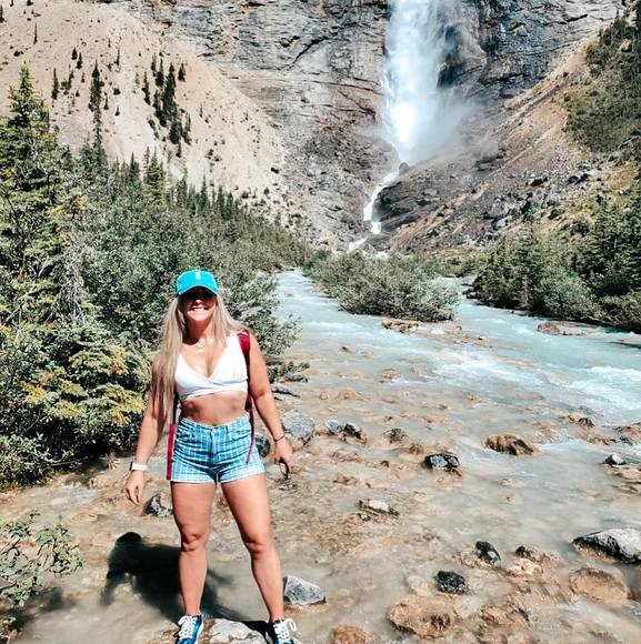 Profile Picture of Stacey Alice (@staceyb_87) on Poshmark