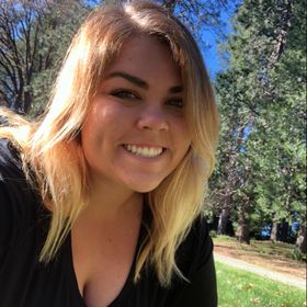 Profile Picture of Carly Downs (@carlybunga222) on Pinterest