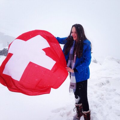 Profile Picture of Ana Pau Estevez ❄️ (@AnaMeriEstevez4) on Twitter