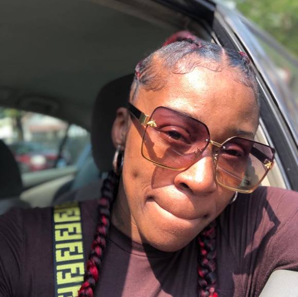 Profile Picture of Shannell Thomas (@shannell153) on Poshmark