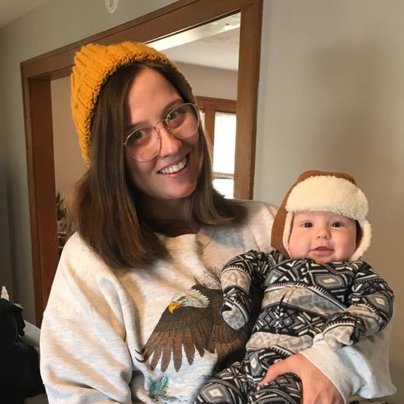 Profile Picture of Amy Smarsh (@sillyamyyy) on Poshmark