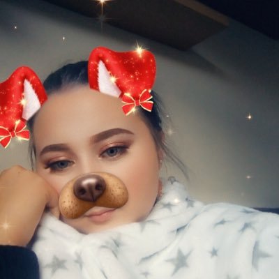 Profile Picture of Kate Derrick (@kate_derrick) on Twitter