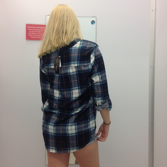Profile Picture of Jillian Rickhoff (@jillianrickhoff) on Poshmark