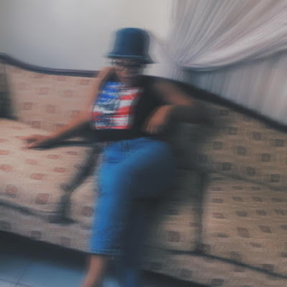 Profile Picture of Wesley-ann Scott (@wesleyannaclose) on Poshmark