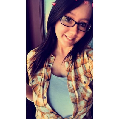 Profile Picture of Karrie Faith Gibson (@sweetkarebear11) on Twitter