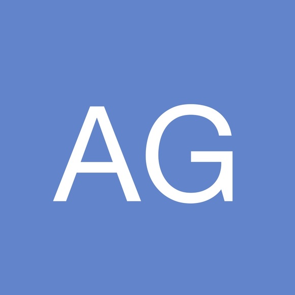 Asher Gulliford - Poshmark Profile Picture of Asher Gulliford (@ashergull) on Poshmark