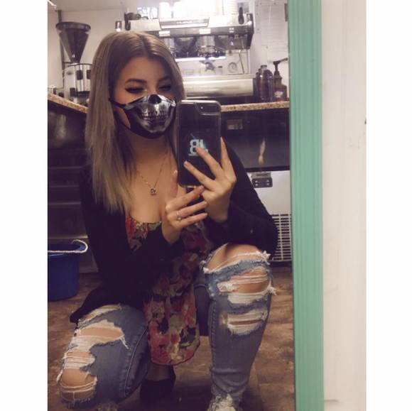 Profile Picture of Bianca Mumper (@biancamumper360) on Poshmark