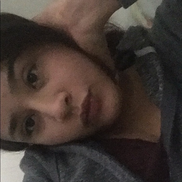 Profile Picture of Andrea Ramirez (@andie_98) on Poshmark