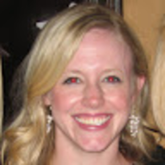 Profile Picture of Jocelyn Robertshaw (@aberdeenroad) on Poshmark