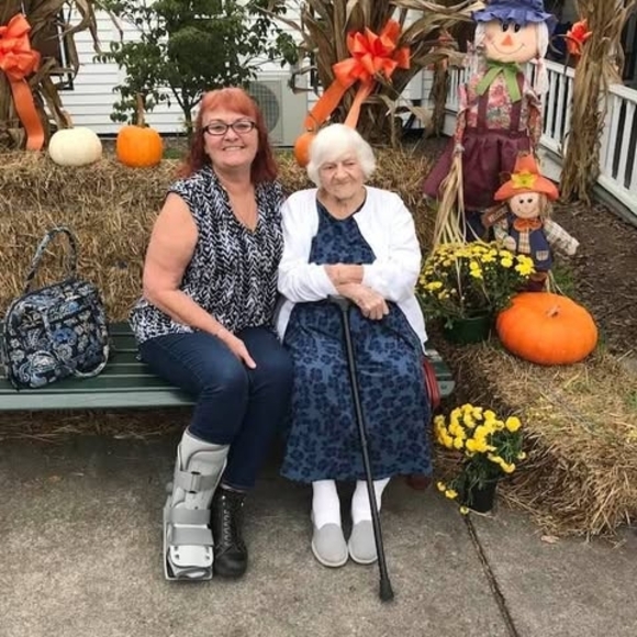 Fordjanett Ford - Poshmark Profile Picture of Fordjanett Ford (@fordjanet59) on Poshmark