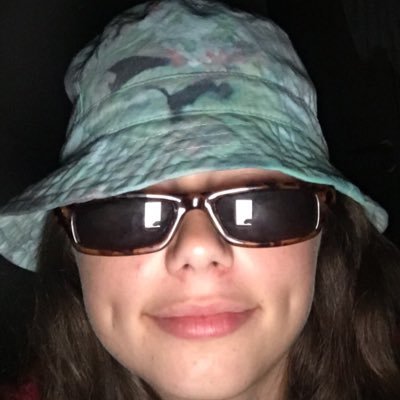 Profile Picture of Lily Stern (@LilyStern18) on Twitter