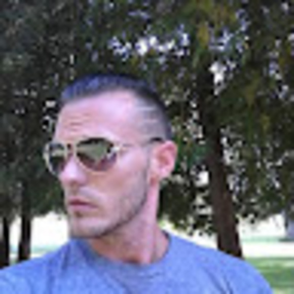 Profile Picture of Jason Carr (@carrjason318) on Poshmark