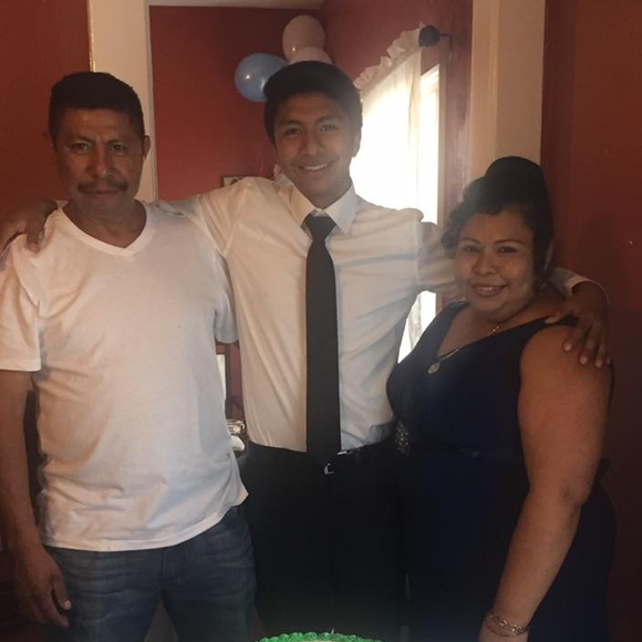 Profile Picture of Bryan Nava (@gggbossrey) on Poshmark