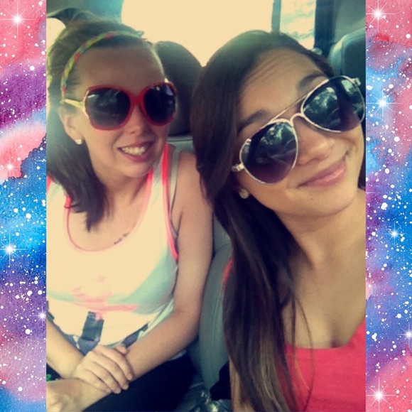 Profile Picture of Kelli Probus (@kprobus91) on Poshmark