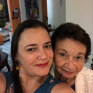 Profile Picture of Jussara Alves (@jussaraalves) on Instagram