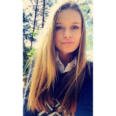 Profile Picture of Anais Sariego (@SariegoAnais) on Twitter